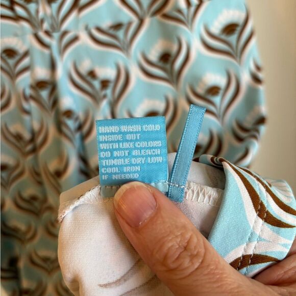 J. McLaughlin women’s paisley front pleated sleeveless blue geometric dress XS! - Picture 9 of 11